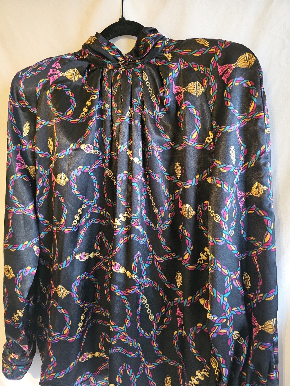 Vintage Womens Black Satin Chain-Print Tie-Neck Blouse Size 12